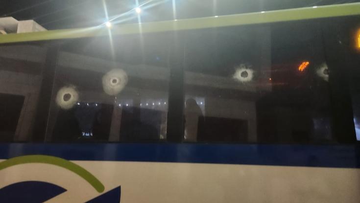 8 פגיעות ירי: מחבלים פתחו באש לעבר אוטובוס ליד חווארה