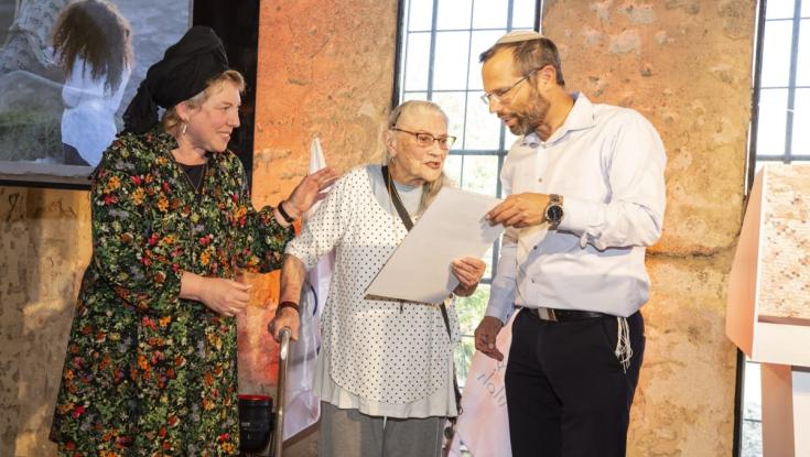 בגיל 91: שוש חזרה לשילה הקדומה מאז הביקור האחרון בגיל 14