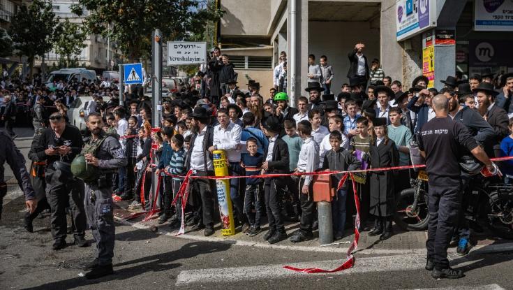 במשטרה דורשים: "להתרחק מהמקום"