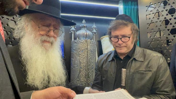 עם כיפה לראשו: נשיא ארגנטינה הנבחר הגיע להודות לאדמו"ר