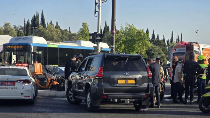 שיירת ראש הממשלה עברה תאונת דרכים: נהג אופנוע נפצע