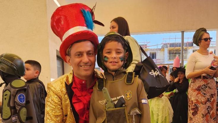 האבא נפל בקרב בשבעה באוקטובר - הבן החליט להתחפש לחייל