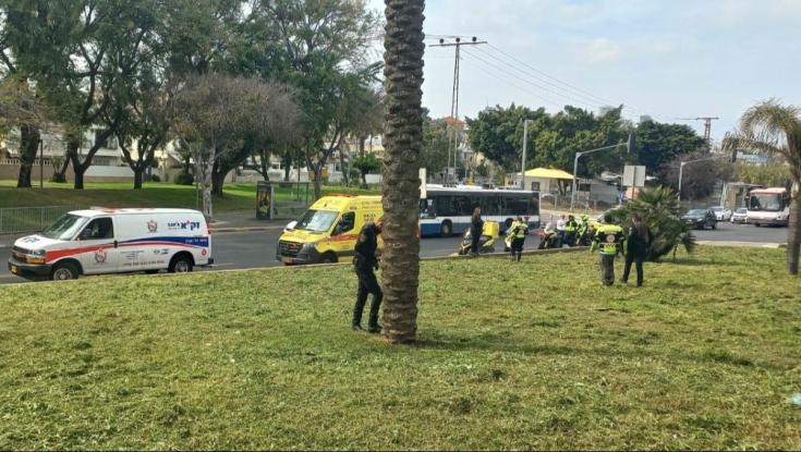 אסון בתל אביב: זק"א מטפלים בזירת האירוע