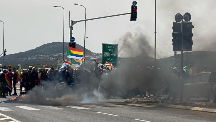 הדרוזים חוסמים כבישים בצפון: דורשים מצה"ל להתערב ולמנוע את טבח אחינו בסוריה