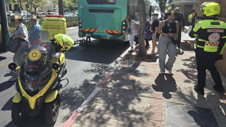 אסון בראשון לציון: "ראינו את רוכב האופניים שוכב בסמוך לאוטובוס מעורפל הכרה"