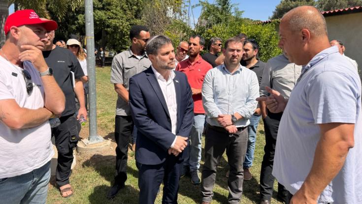 תושבי נחל עוז השמיעו את כאבם לסמוטריץ' - כך הוא בחר לענות
