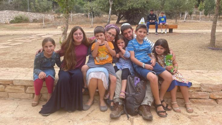 מהכוס שוקו בבוקר - למיזם שמחבר אלפי משפחות בישראל