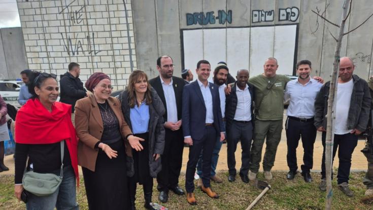 בכיר הציונות הדתית מבקש: תעדכנו אותנו איפה מותר לנו לגור