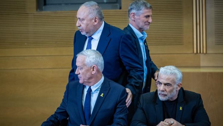 שינוי הנסיבות: כך מתכננת האופוזיציה להביא לפיזור  הכנסת בקרוב