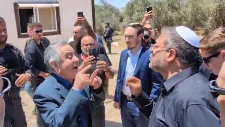 ראש עיריית רהט: "העיר הזאת לא שלך"; בן גביר: "נמשיך להרוס" | צפו בעימות