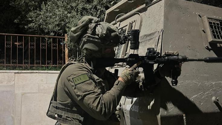 בפעילות לילית: כוחות צה"ל ביצעו פשיטה נרחבת נגד משליכי בקבוקי תבערה