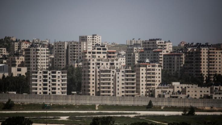 צפו: כך מקבלים בכפר עקב אסיר פלשתיני שהשתחרר