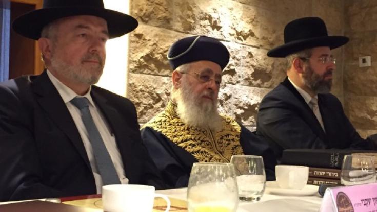 הראשון לציון הרב יצחק יוסף  נגד ארגון לעדוד ריבוי נשים