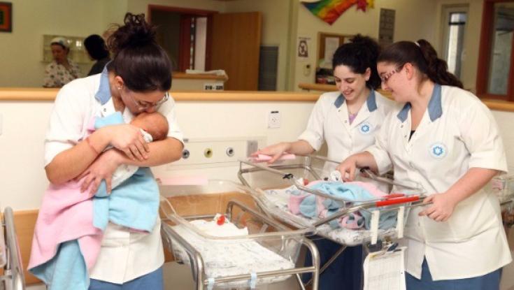 בת שירות? החל מהחודש שעבר תקבלי 5 שקלים פחות בדמי הכיס