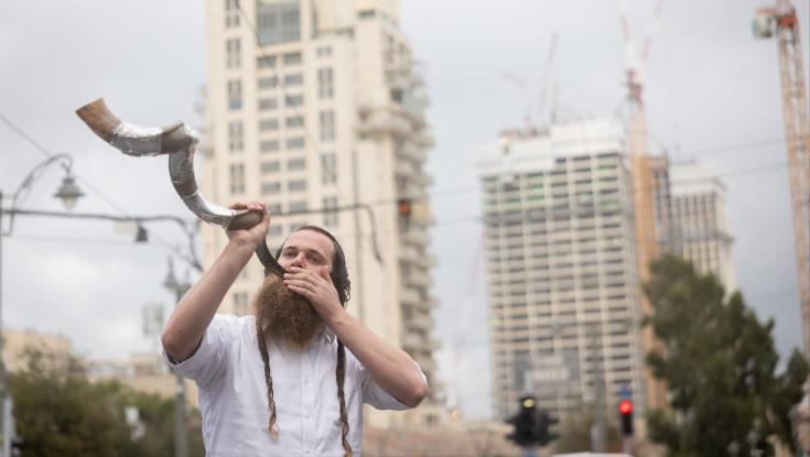 אחת ולתמיד: למה חוגגים את ראש השנה במשך יומיים?