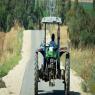 יישוב חדש יוקם בעוטף עזה. טרקטור באזור נחל עוז צילום: Moshe Shai/FLASH90 חדשות