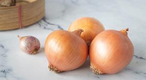 איפה כדאי לשמור את הבצלים? צילום: Rawi_Bunyarak,Shutterstock לייף סטייל