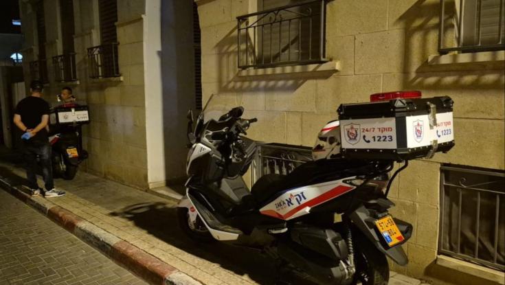 אירוע קשה בתל אביב: "הצעירה אותרה במיטתה ללא רוח חיים"