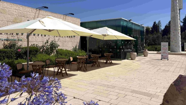 בשורה לירושלמים: בית קפה כשר חדש נפתח במיקום נחשק