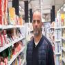מנכ"ל ויקטורי בסניף הרשת ביבנה צילום: עומר וידר צרכנות