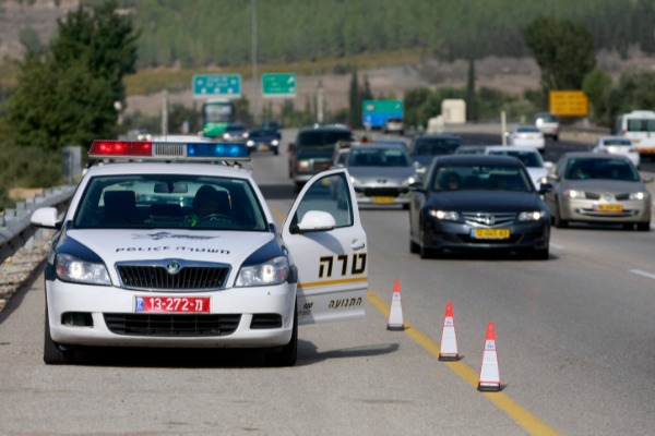 ניידת משטרה