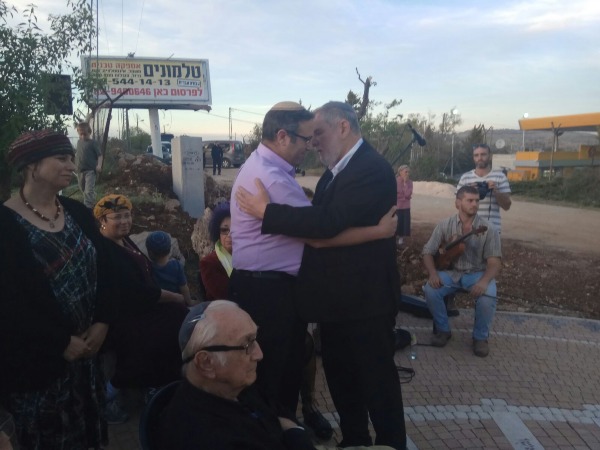 הרב אוהד טהרלב והרב אבי גיסר