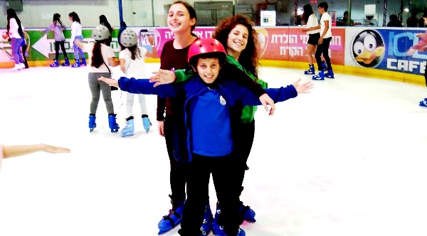 היכל הקרח חולון