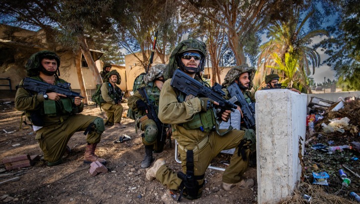 חיילי צהל בכפר עזה