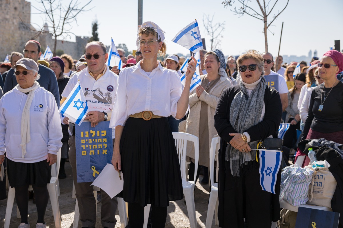 הרבנית שלומית פיאמנטה בעצירה בטבת