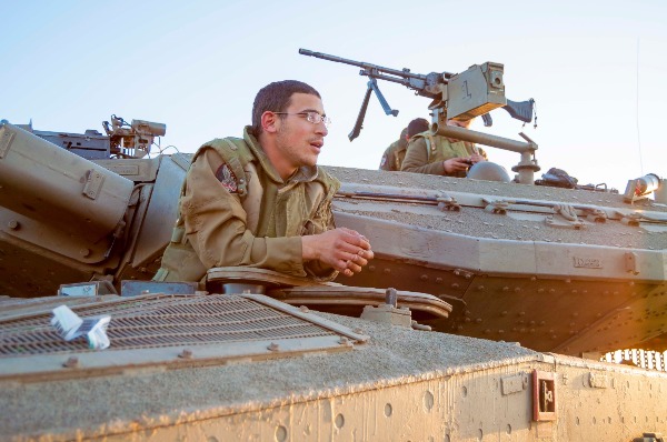אבינעם בוכריס בעת שירותו הצבאי
