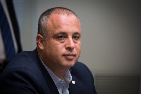 חיליק בר