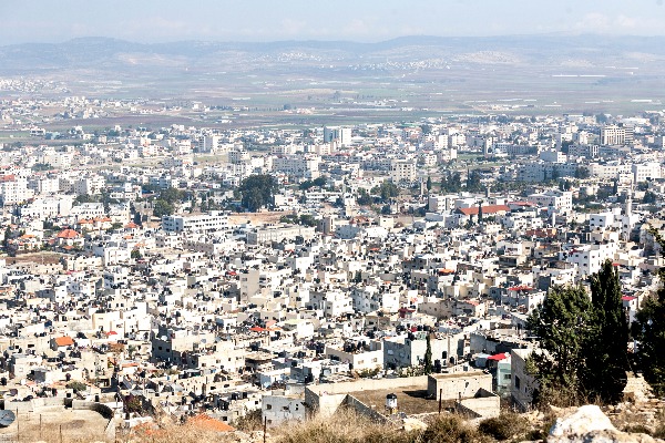 ג