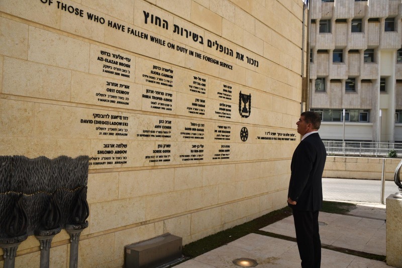 גבי אשכנזי 