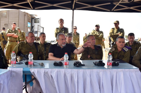 הרמטכ"ל וליברמן בתדרוך