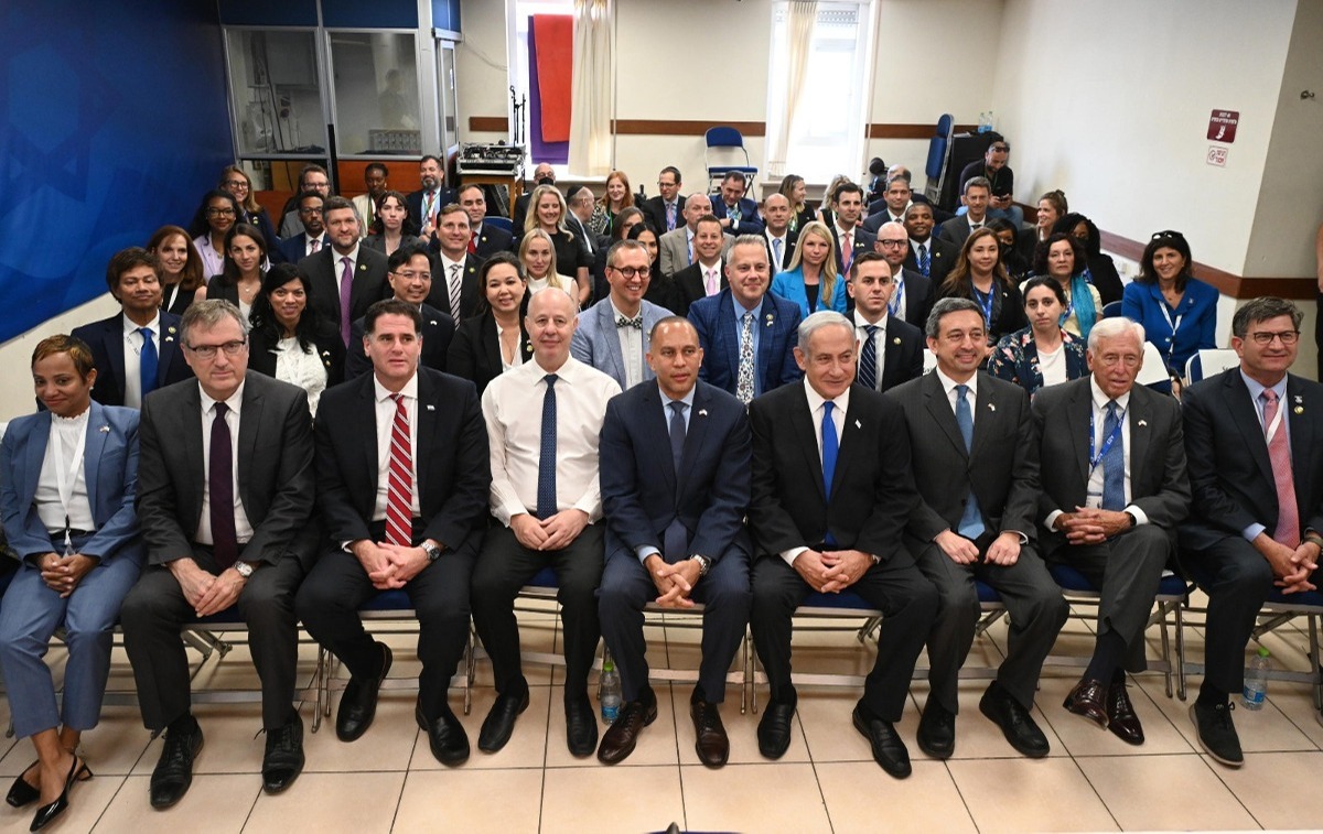 נתניהו עם חברי משלחת איפא"ק | 