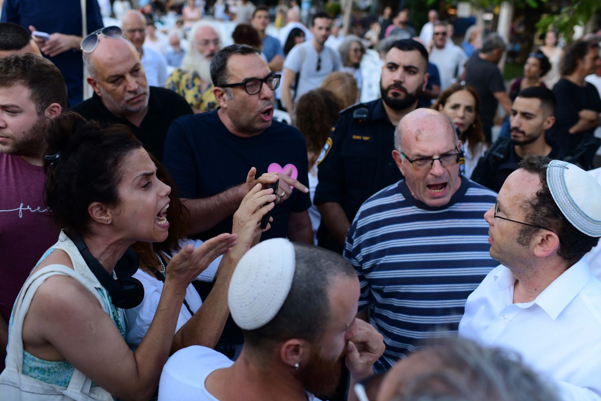 בזמן כל נדרי | 