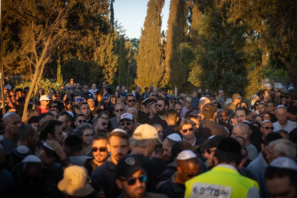 הלווייתו של חן אמיר הי"ד | 
