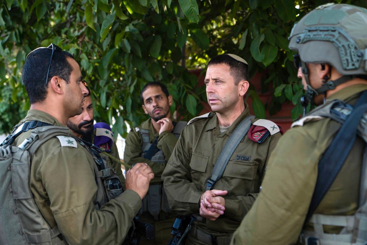 מפקד אוגדת איו"ש, תת אלוף אבי בלוט
