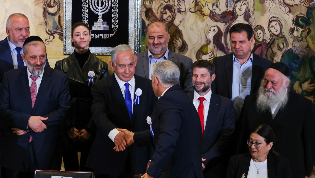 נתניהו ולפיד, אתמול