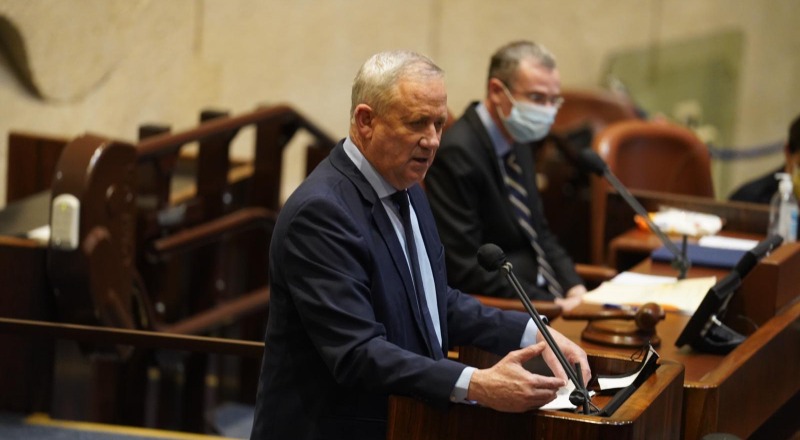 גנץ נואם במליאה, היום