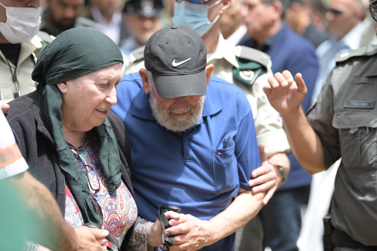 אביו ואמו של נעם ז"ל