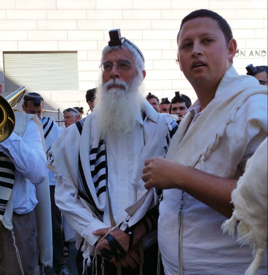 הרב זינגר | 