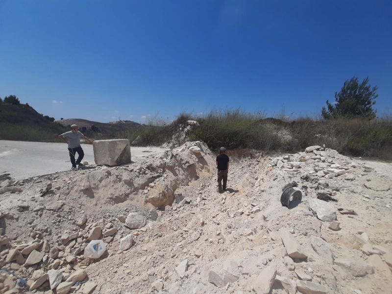הריסת הכביש