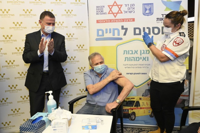 "אנחנו בגל שלישי". אדלשטיין