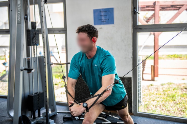 יש גם תרגילים מגוונים ומכשירים לא שגרתיים