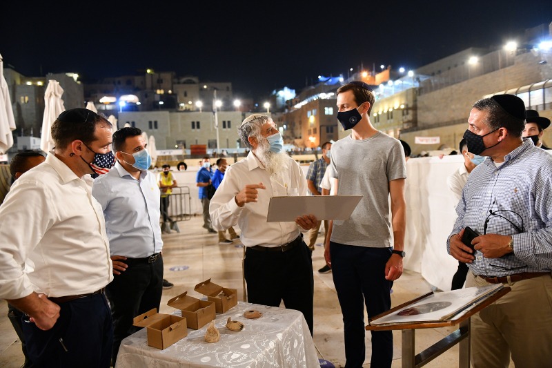 המשלחת חזתה בממצאים חדשים מחפירות מנהרות הכותל