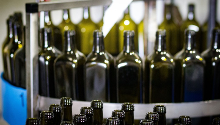 ריקול מיידי לשמן זית שיש בכל בית: הצרכנים מתבקשים שלא לצרוך