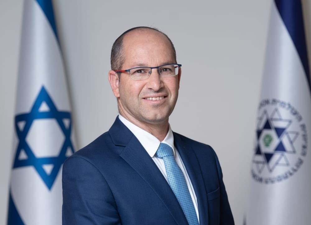 נריה מאיר, "אנשים אחים אנחנו"