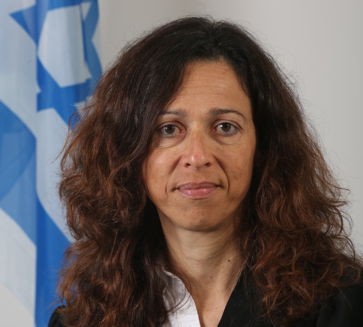 רות רונן, ייעצה ליוסי שריד
