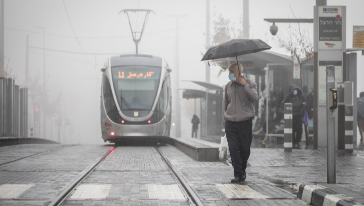 התחנה החדשה סמוכה לתחנת הרכבת "גבעת המבתר"
